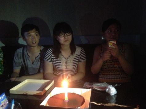 This Chinese girl had birthday as well. 