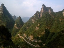 view from the bus to the Tianmen Cave